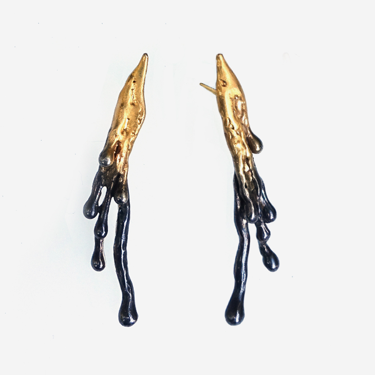 Vicky Forrester, contemporary  jewellery , bespoke jewellery, jewelry. Original hand made jewellery experiences. Designed and made by hand. Each piece is hand crafted and exists as an original. Gold silver special  jewellery gifts. Made at my Flux in South London. These contemporary jewellery forms exist unique pieces as one a part of my exclusive one off bespoke jewellery collections.