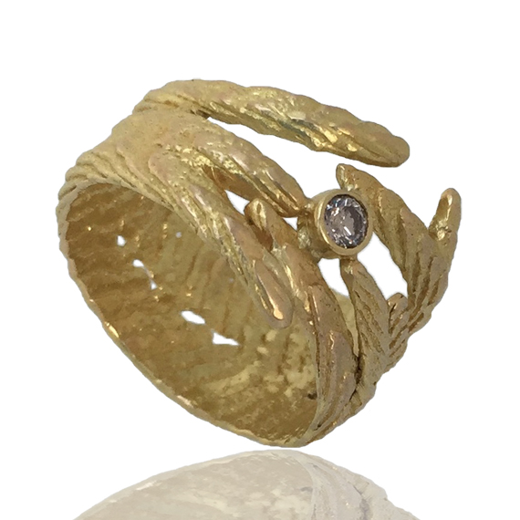 Vicky Forrester, contemporary  jewellery , bespoke jewellery, jewelry. Original hand made jewellery experiences. Designed and made by hand. Each piece is hand crafted and exists as an original. Gold silver special  jewellery gifts. Made at my Flux in South London. These contemporary jewellery forms exist unique pieces as one a part of my exclusive one off bespoke jewellery collections.